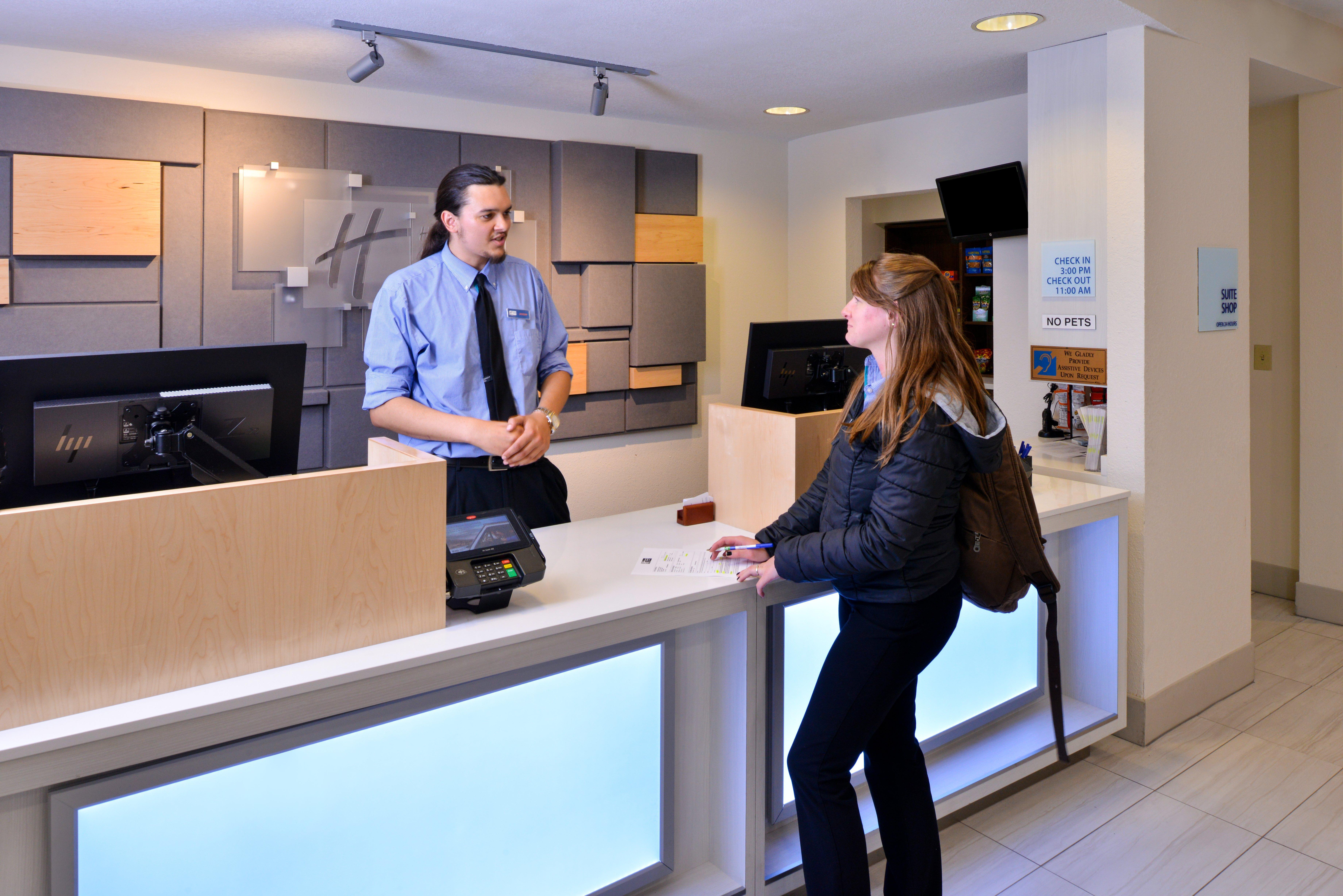 Holiday Inn Express Hotel & Suites Arcata/Eureka-Airport Area By Ihg McKinleyville Exterior foto