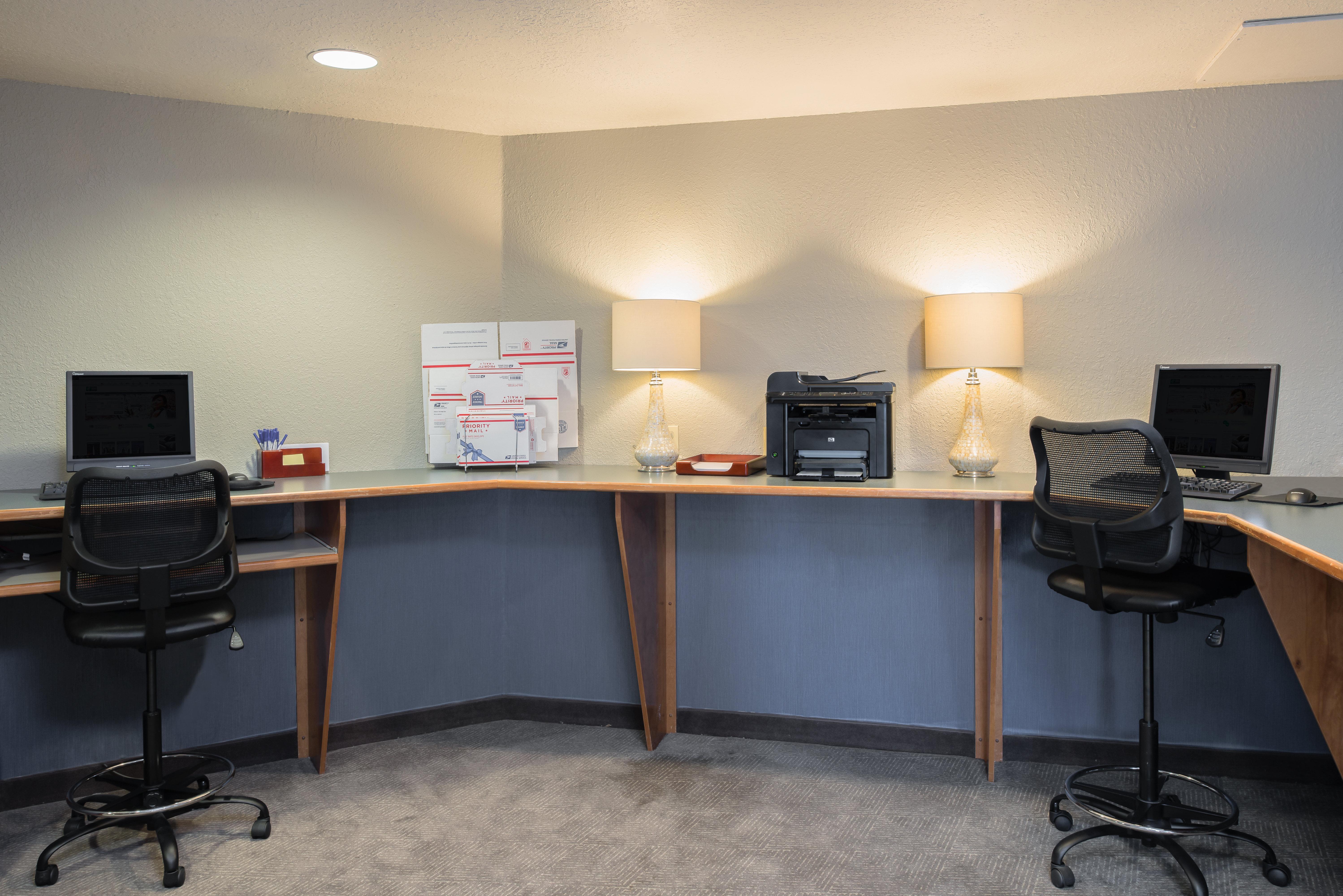 Holiday Inn Express Hotel & Suites Arcata/Eureka-Airport Area By Ihg McKinleyville Exterior foto