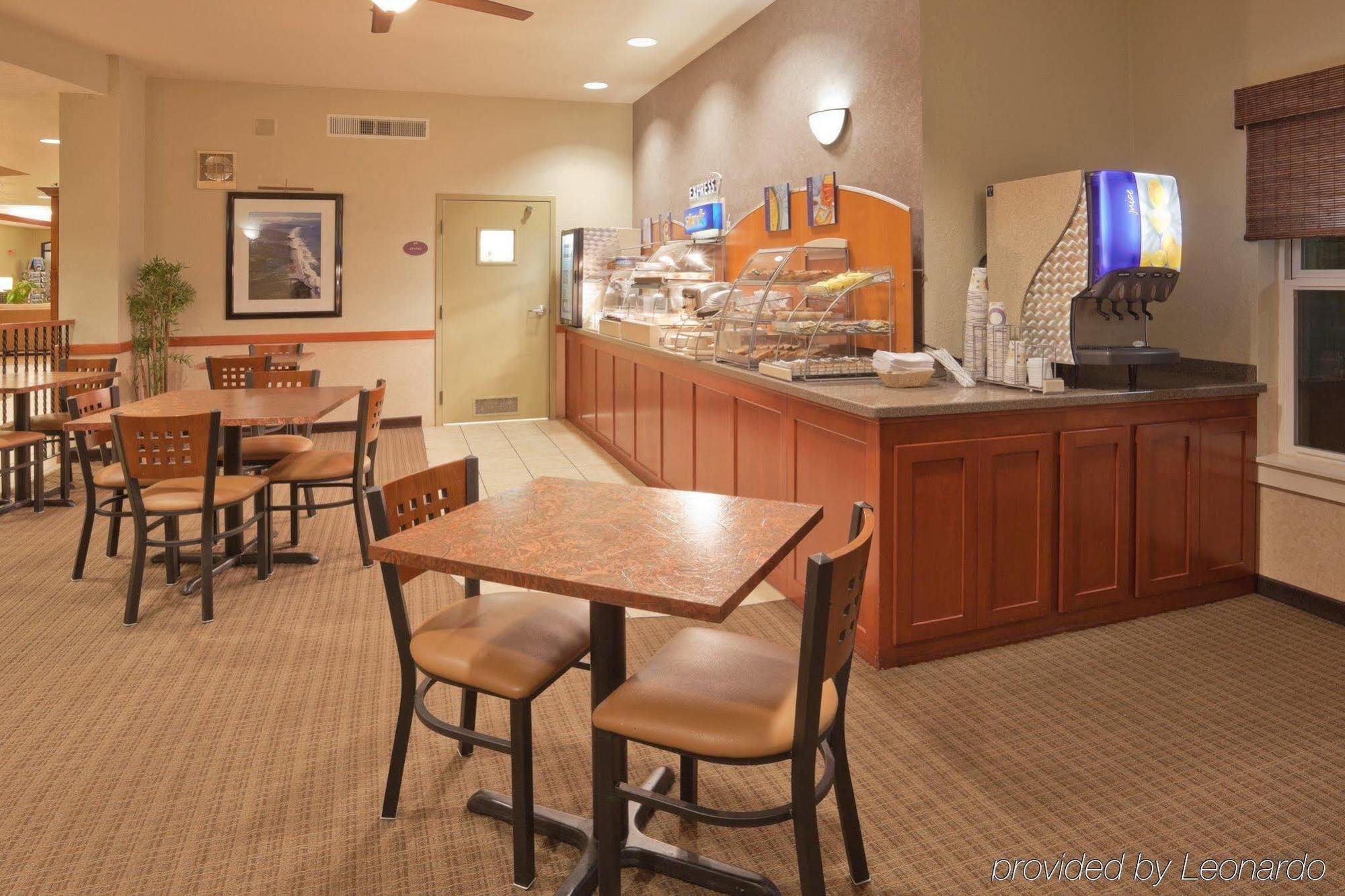 Holiday Inn Express Hotel & Suites Arcata/Eureka-Airport Area By Ihg McKinleyville Restaurant foto